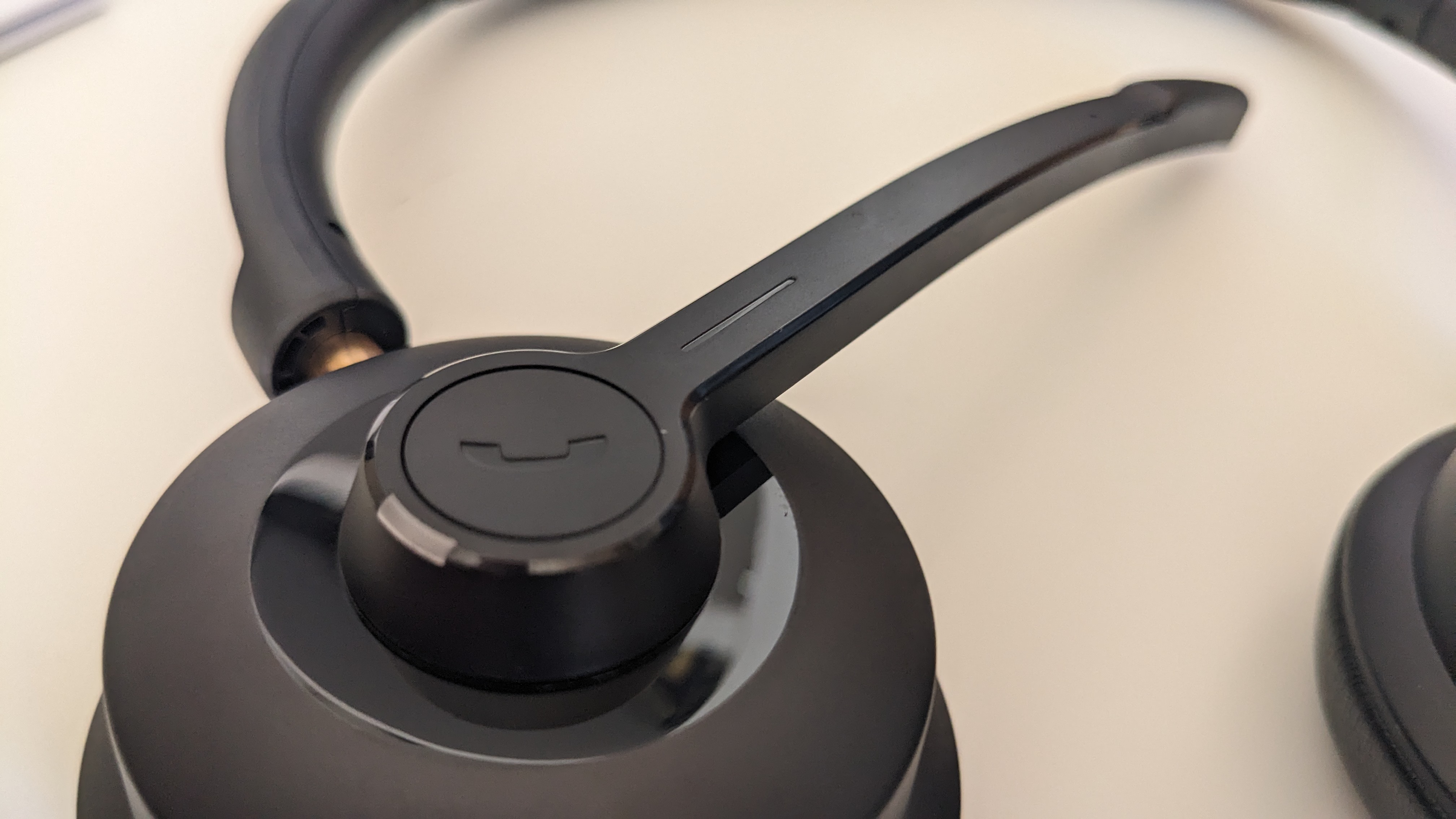 The Creative Chat Wireless headset during our review
