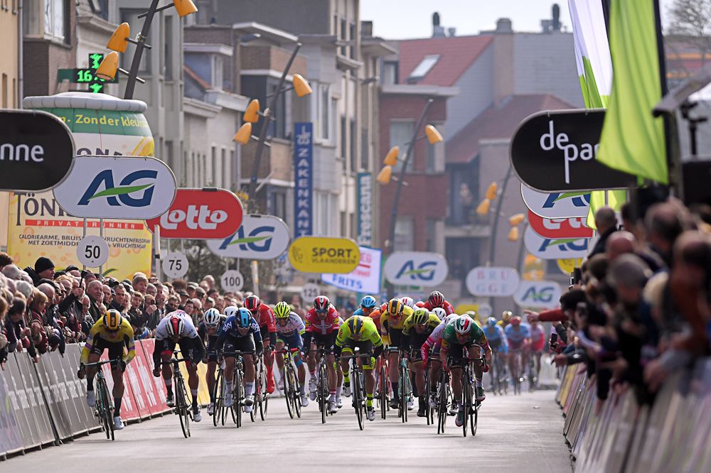 Dylan Groenewegen wins the sprint for 2019 Driedaagse Brugge-De Panne