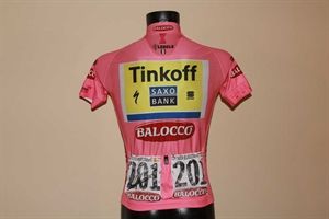 A pink jersey from Alberto Contador