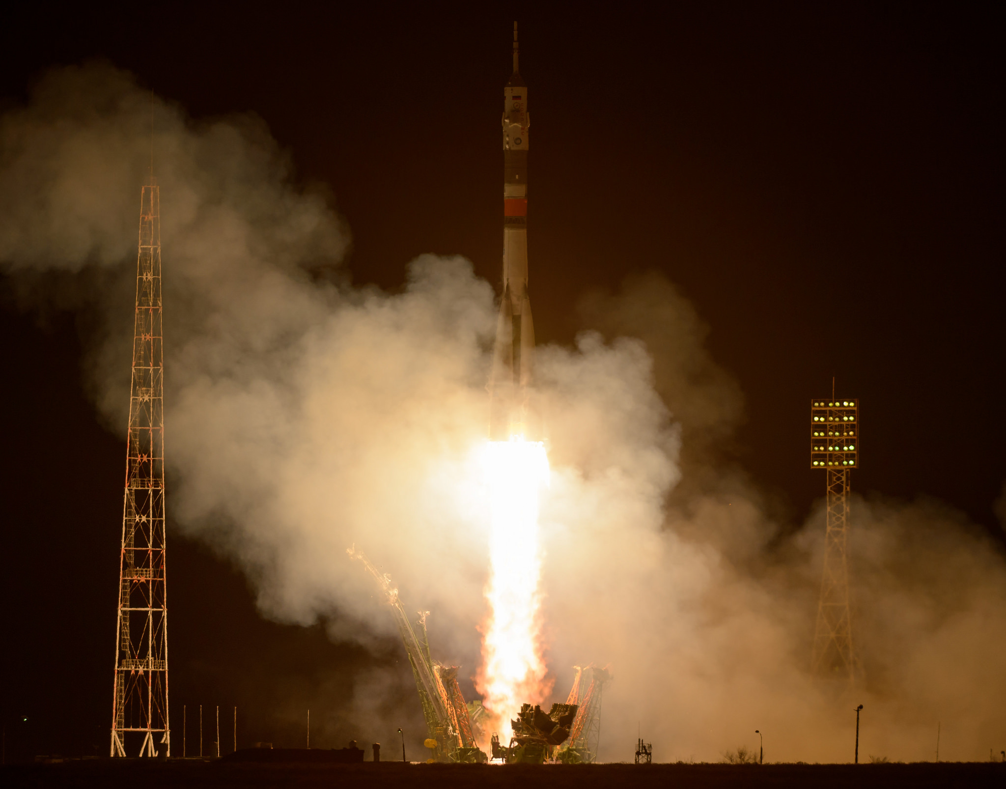 Expedition 50 Soyuz Launch