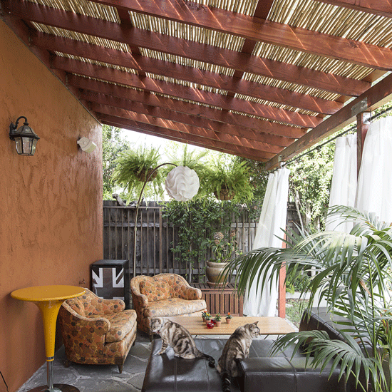 balcony with sofaset and wooden ceiling
