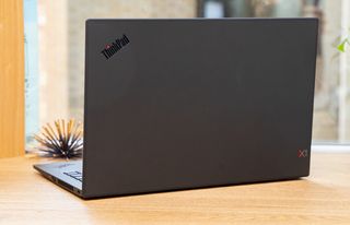 Lenovo ThinkPad X1 Carbon (7th Gen, 2019) - Full Review and 