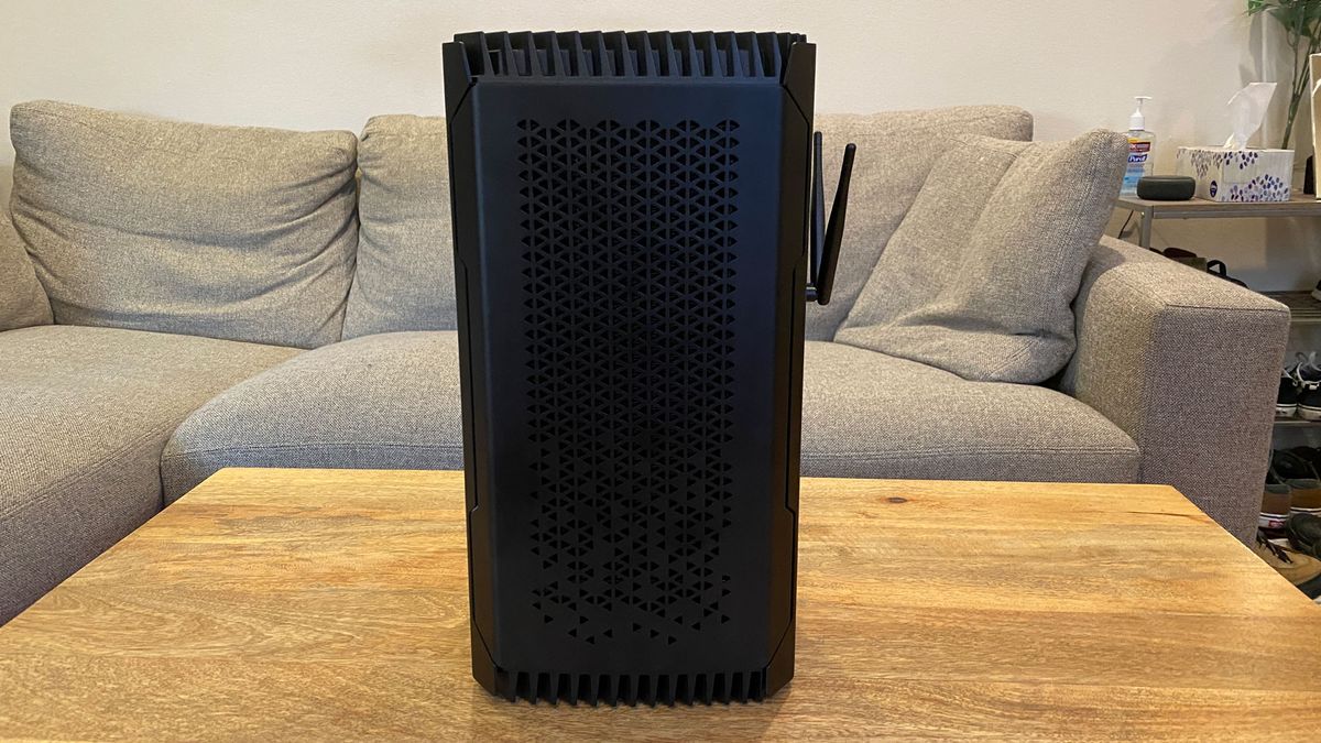 Corsair One i300