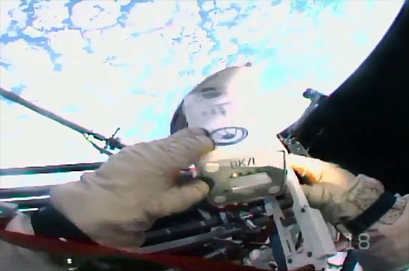 russian spacewalk satellites sputnik