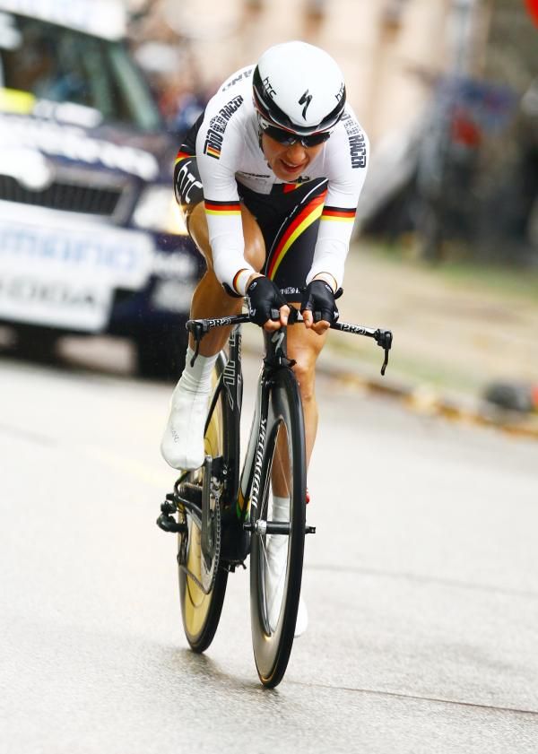 Judith Arndt (Germany) on her way to winning the time trial world championship