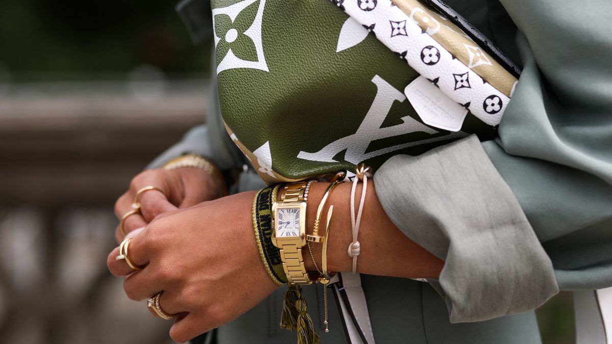 This £30 jewellery cleaning machine makes my engagement ring look brand new This £30 jewellery cleaning machine makes my engagement ring look brand new