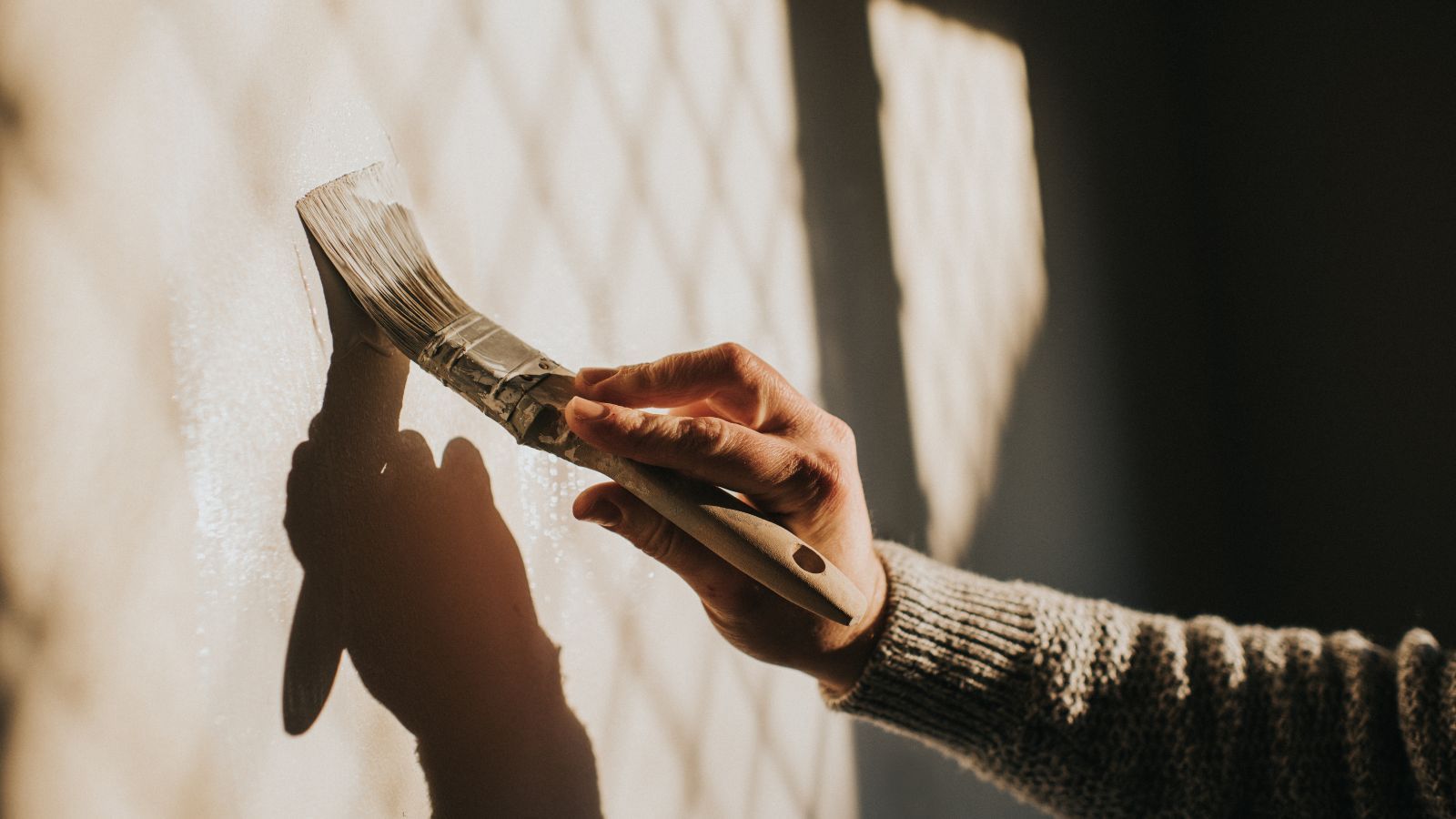 How to calculate how much paint you need to paint a room