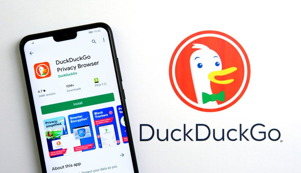 The DuckDuckGo app page on a smartphone and the DuckDuckGo web page.