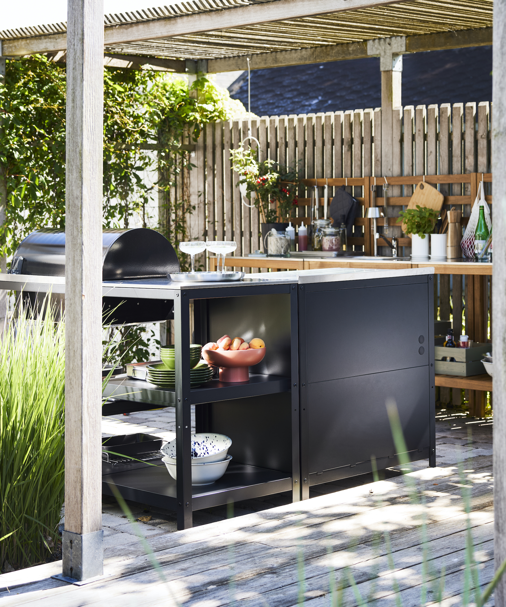 modular outdoor kitchen