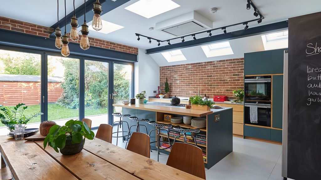 Savvy planning turns tiny kitchen into a contemporary open plan space ...