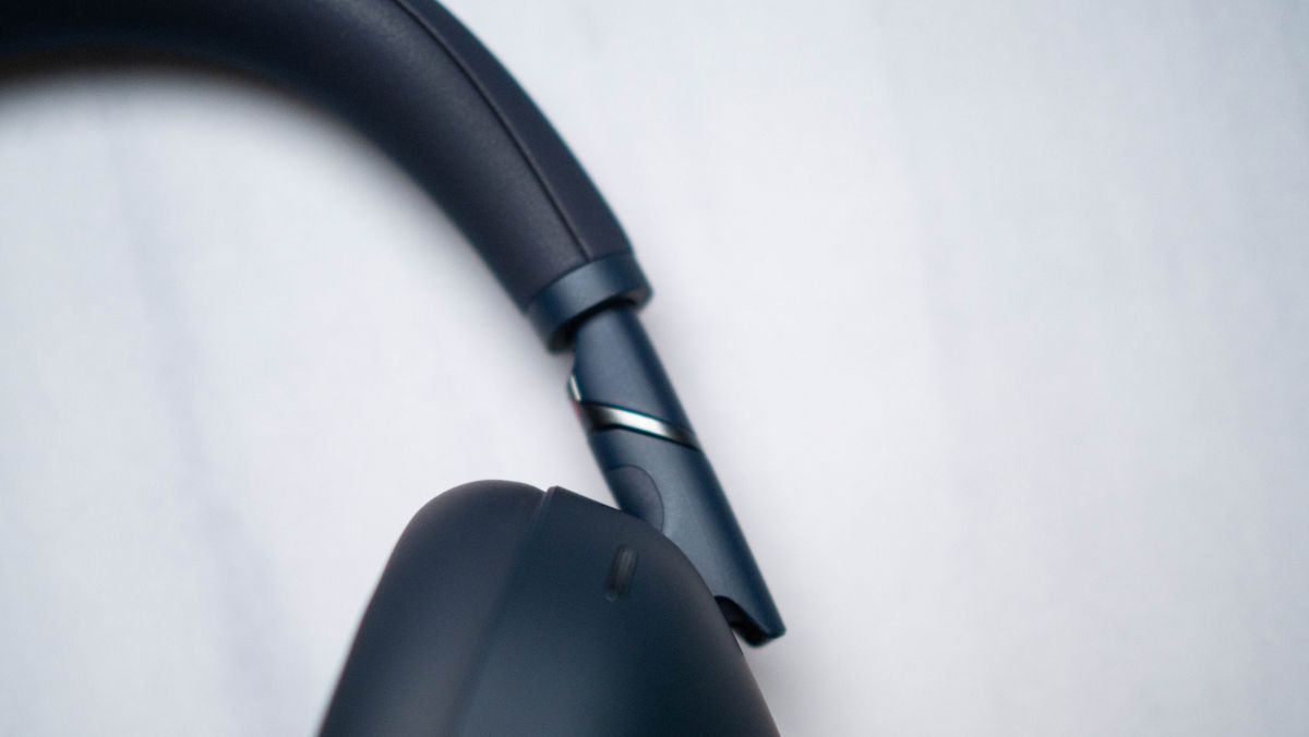 Sony WH-1000XM6 testing on Android Central