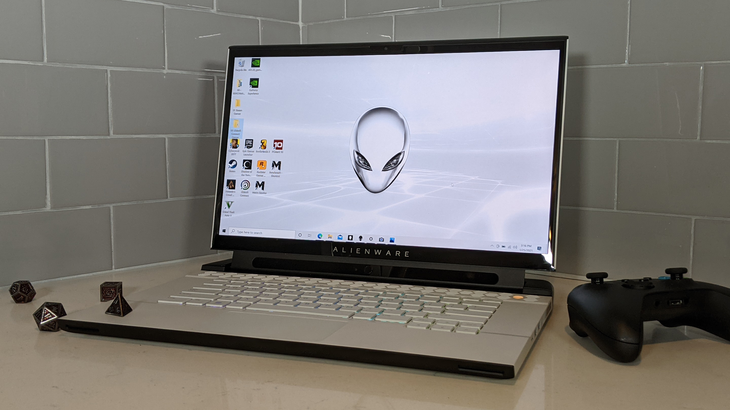 Alienware m15 R4 (RTX 3070) review best 4K laptops