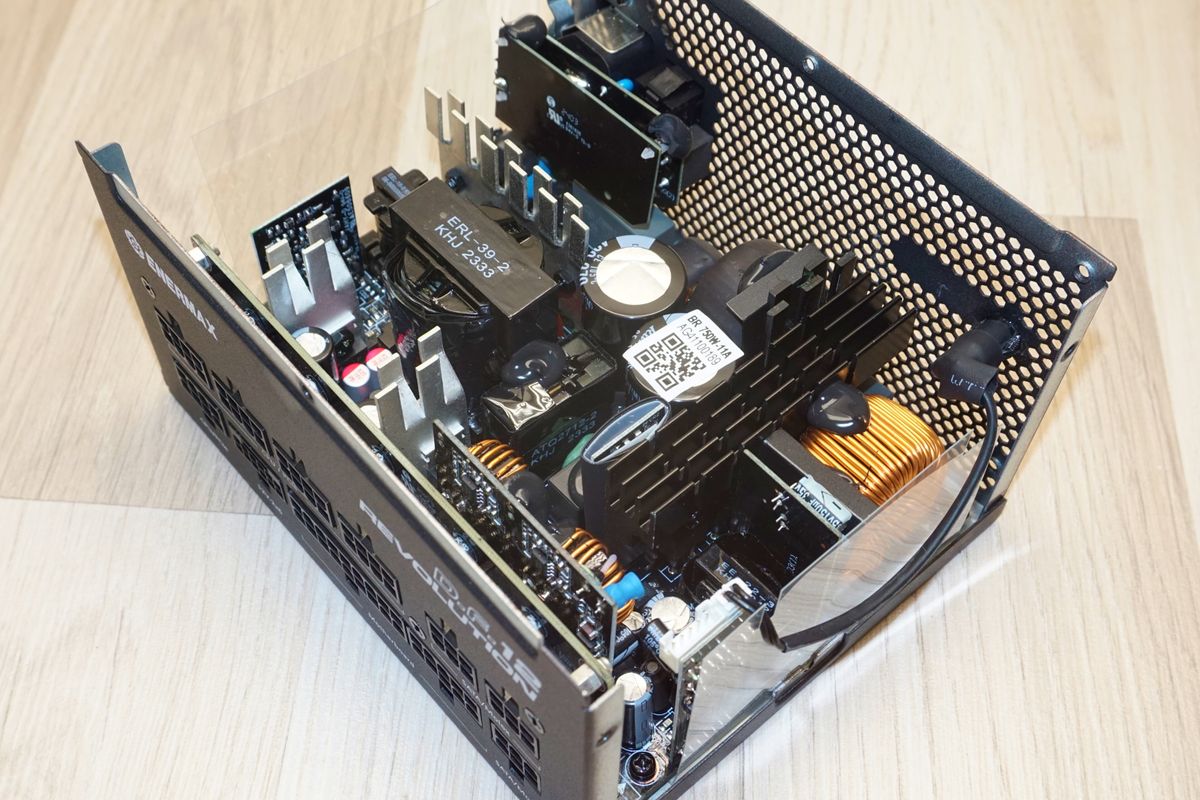 Enermax Revolution D.F. 12 750W ATX 3.1
