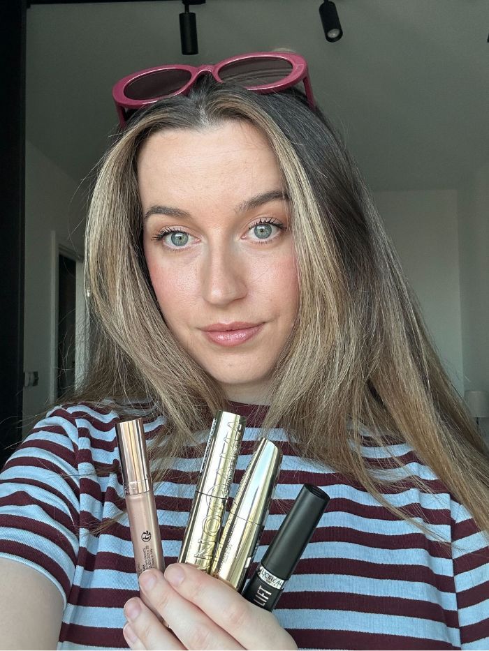 Junior beauty editor Grace Lindsay testing Loreal mascaras