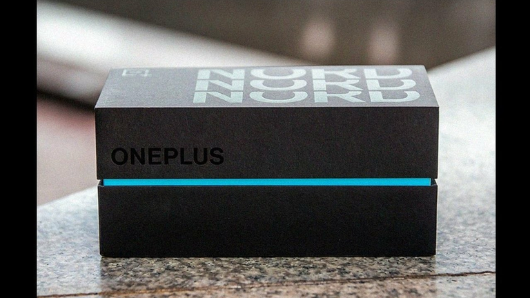OnePlus Nord box