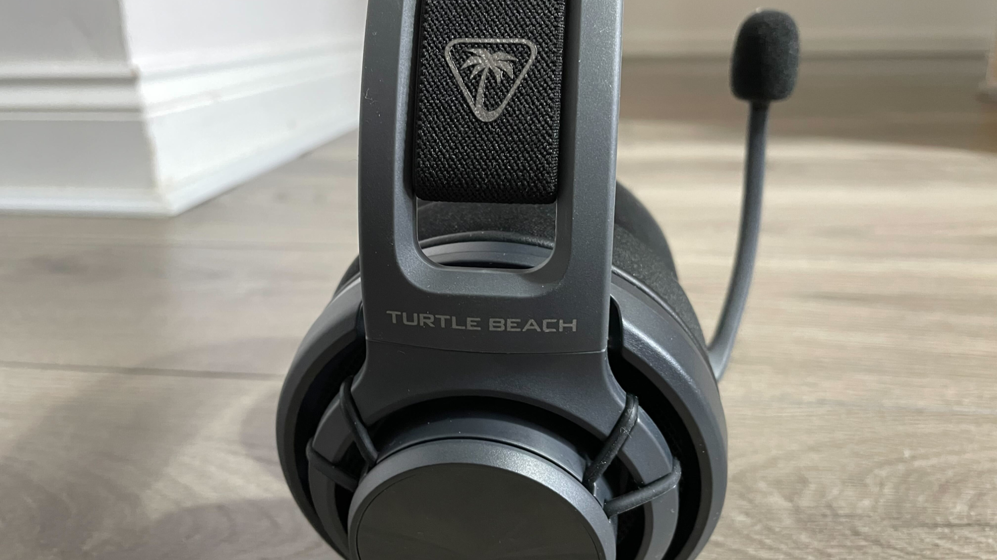 A side view of the Turtle Beach Atlas Air headset.