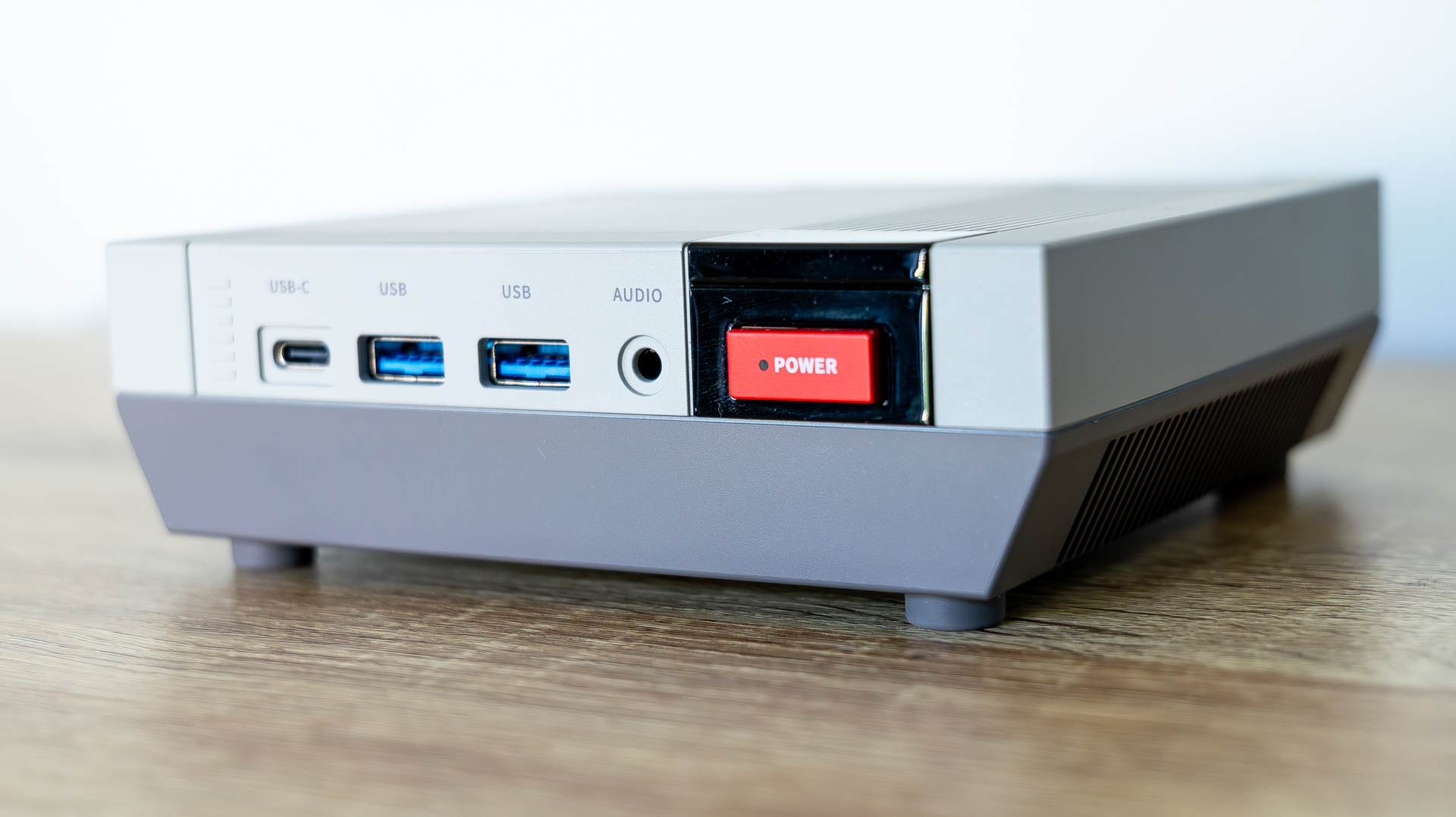 AceMagic Retro X5 Mini PC with NES style casing