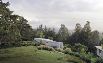 Ballen house in Colombia seen in its green setting