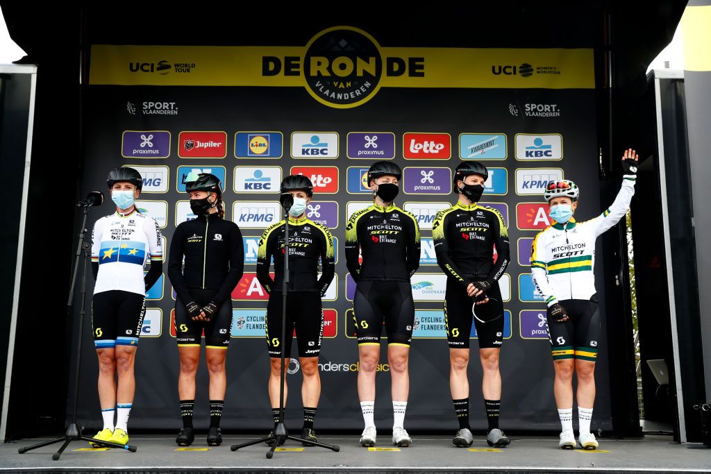 OUDENAARDE BELGIUM OCTOBER 18 Start Annemiek Van Vleuten of The Netherlands European Champion Jersey Jessica Allen of Australia Grace Brown of Australia Gracie Elvin of Australia Sarah Roy of Australia and Amanda Spratt of Australia and Team Mitchelton Scott Mask Covid safety measures Team Presentation during the 17th Tour of Flanders 2020 Ronde van Vlaanderen Women Elite a 1356km stage from Oudenaarde to Oudenaarde RVV20 FlandersClassic on October 18 2020 in Oudenaarde Belgium Photo by Bas CzerwinskiGetty Images