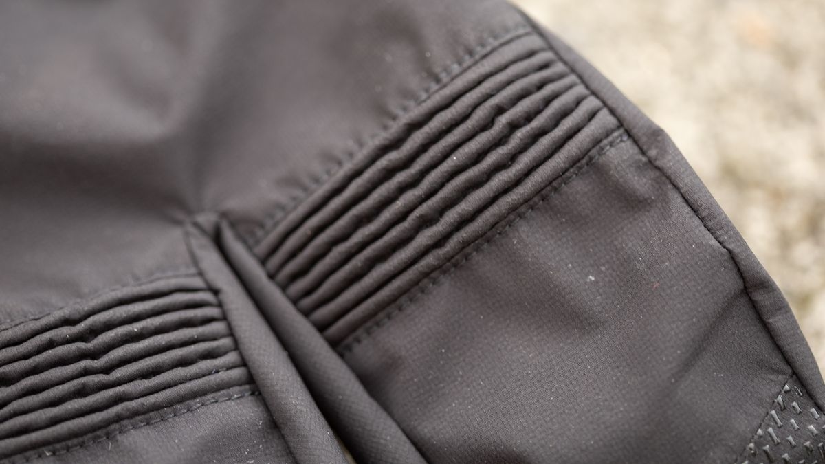 Sportful Lobster Glove extra dexterity at knuckles