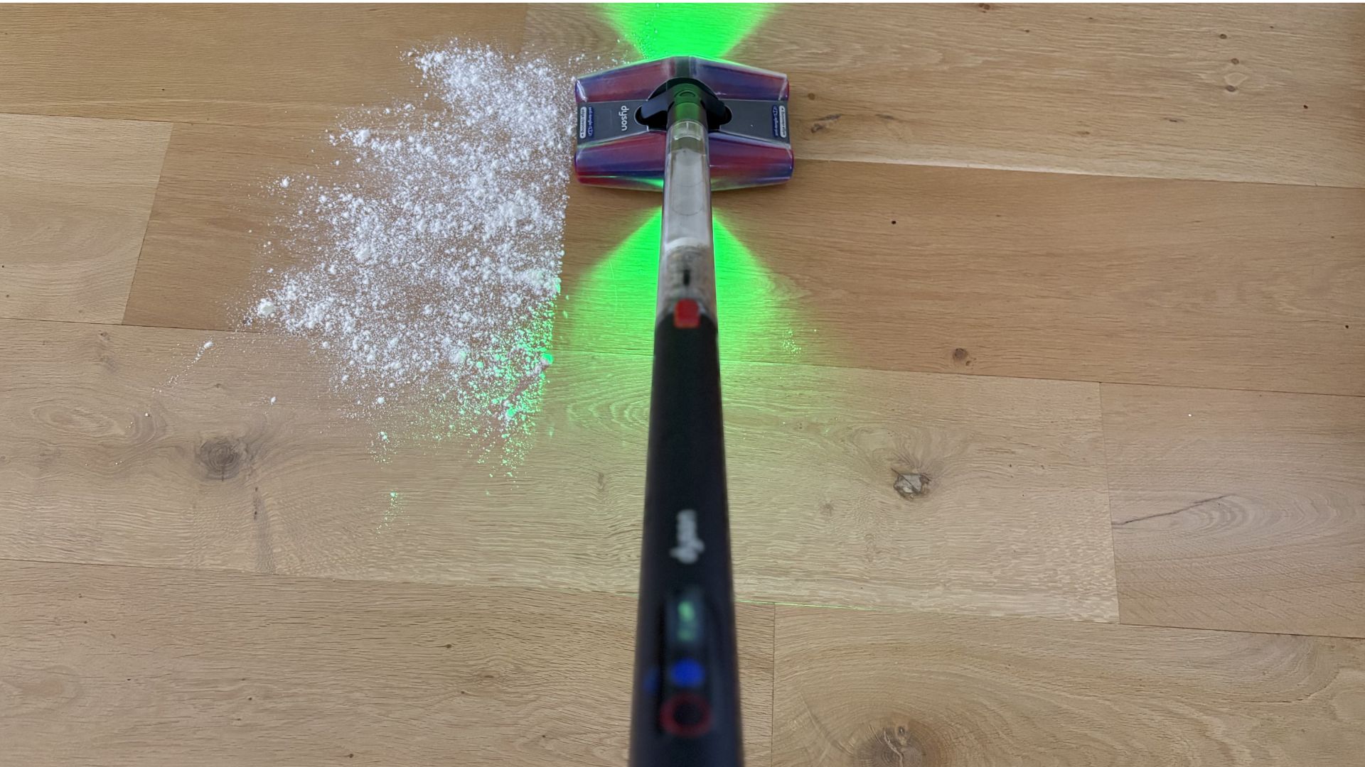 Testing the Dyson PencilVac Fluffycones Vacuum