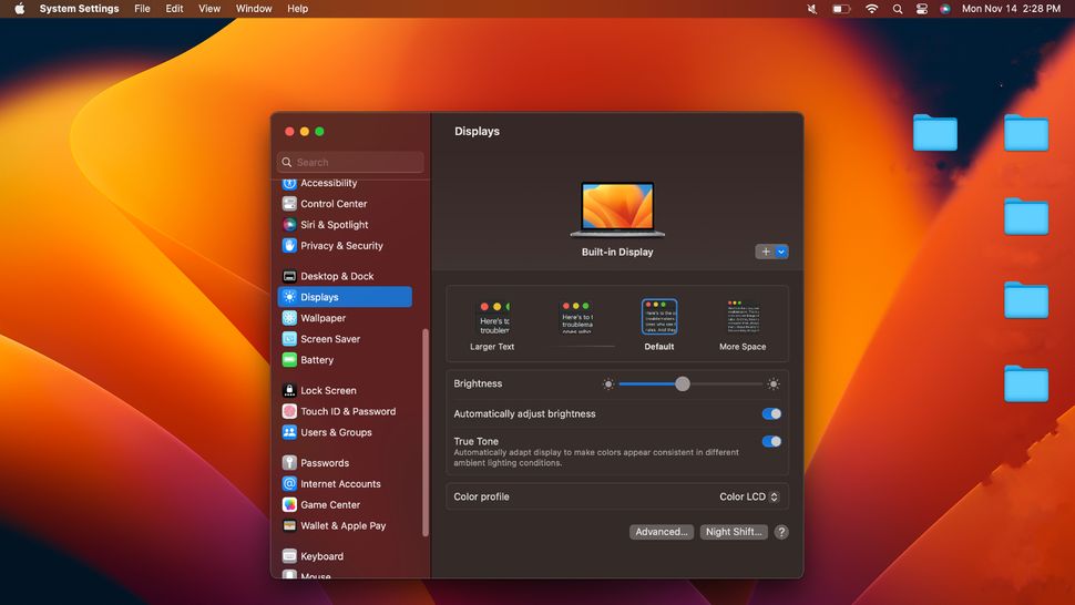 how to increase screen size on apple laptop