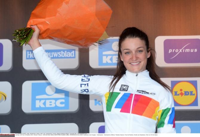 Lizzie Armitstead retains her lead of the World Cup