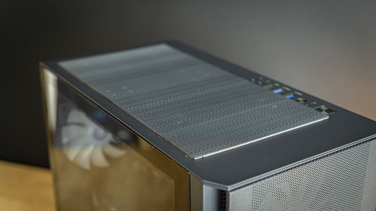 Montech Air 100