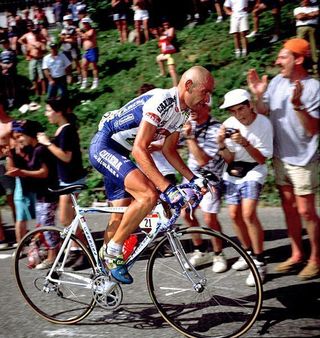 Marco Pantani on Alpe d'Huez at the 1995 Tour de France.