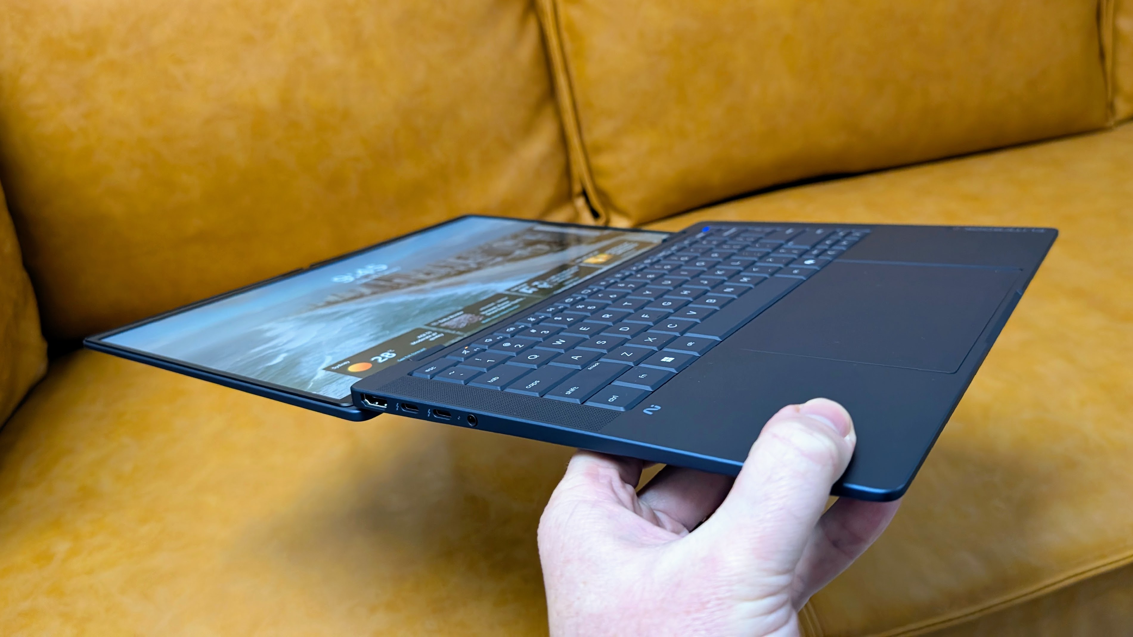 HP EliteBook X G2i laptop