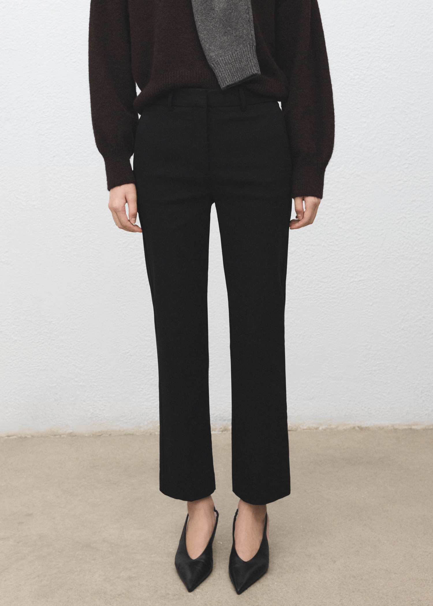 Straight-Cut Crop Trousers - Women | Mango United Kingdom