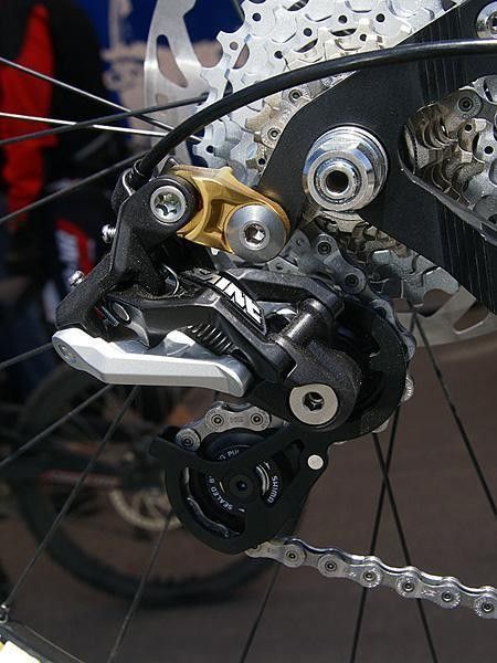 The Saint rear derailleur uses Shimano's Shadow routing configuration for fewer snags.