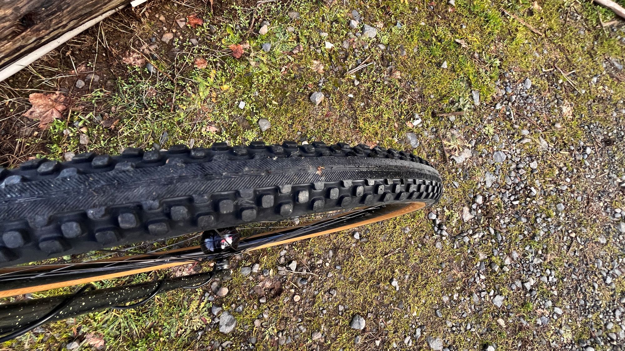 Rene Herse Corkscrew Climb gravel tyre