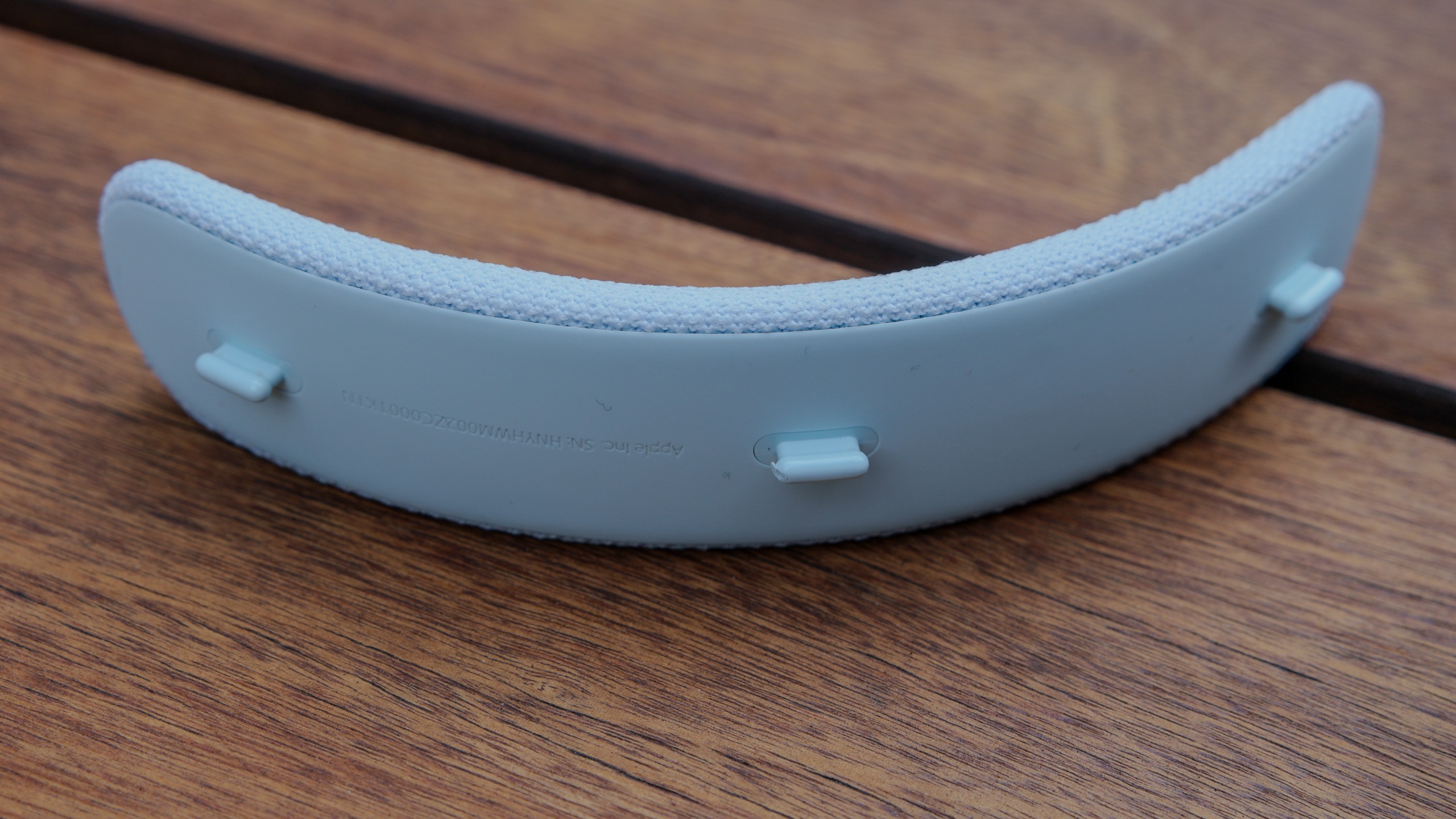 Beats 360 Sky Performance Knit headband