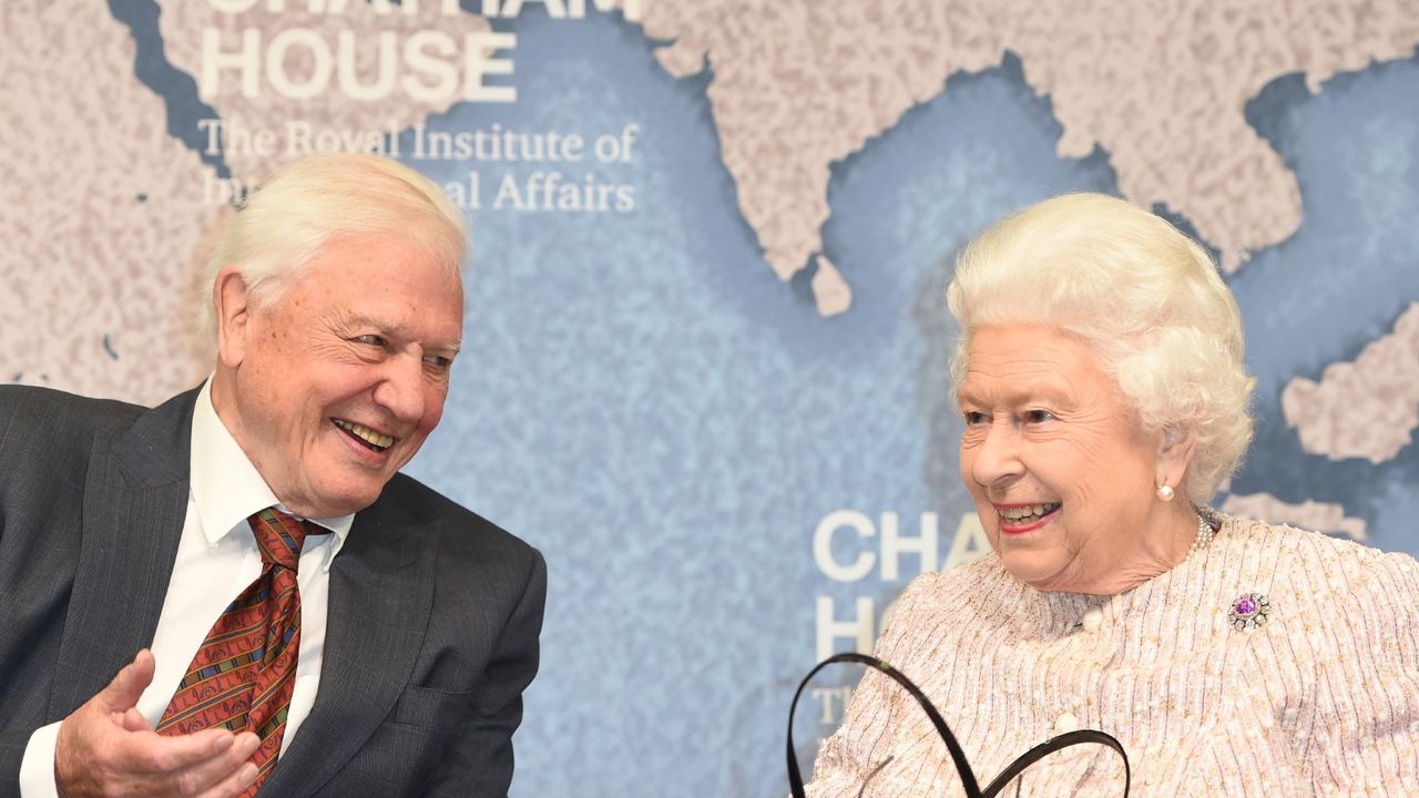 Queen&#039;s witty response to David Attenborough&#039;s joke resurfaces in sweet video 