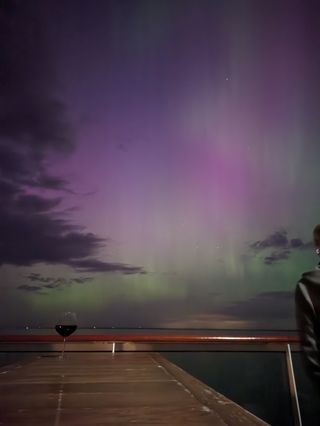 Northern lights seen from Lake Erie
