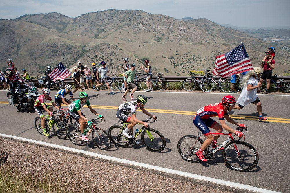 The breakaway group on the way up Lookout Mountain