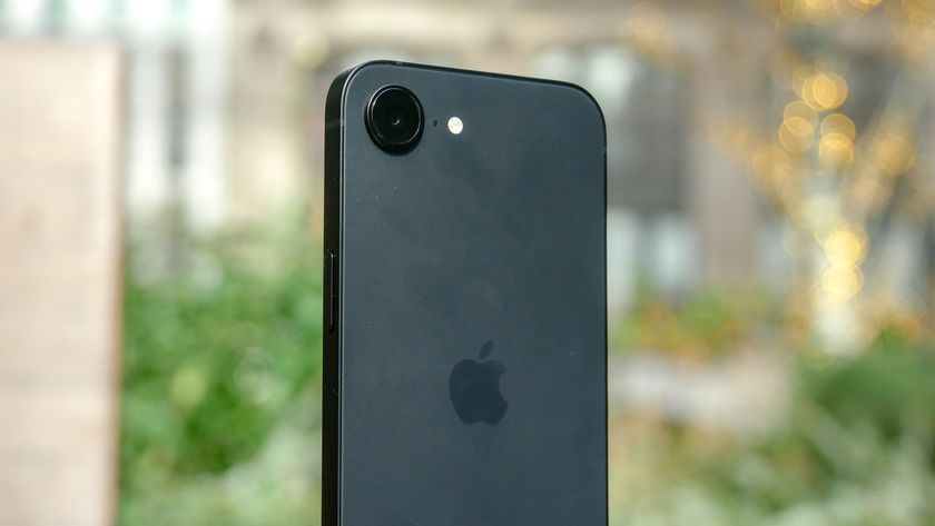 iPhone 16e review.