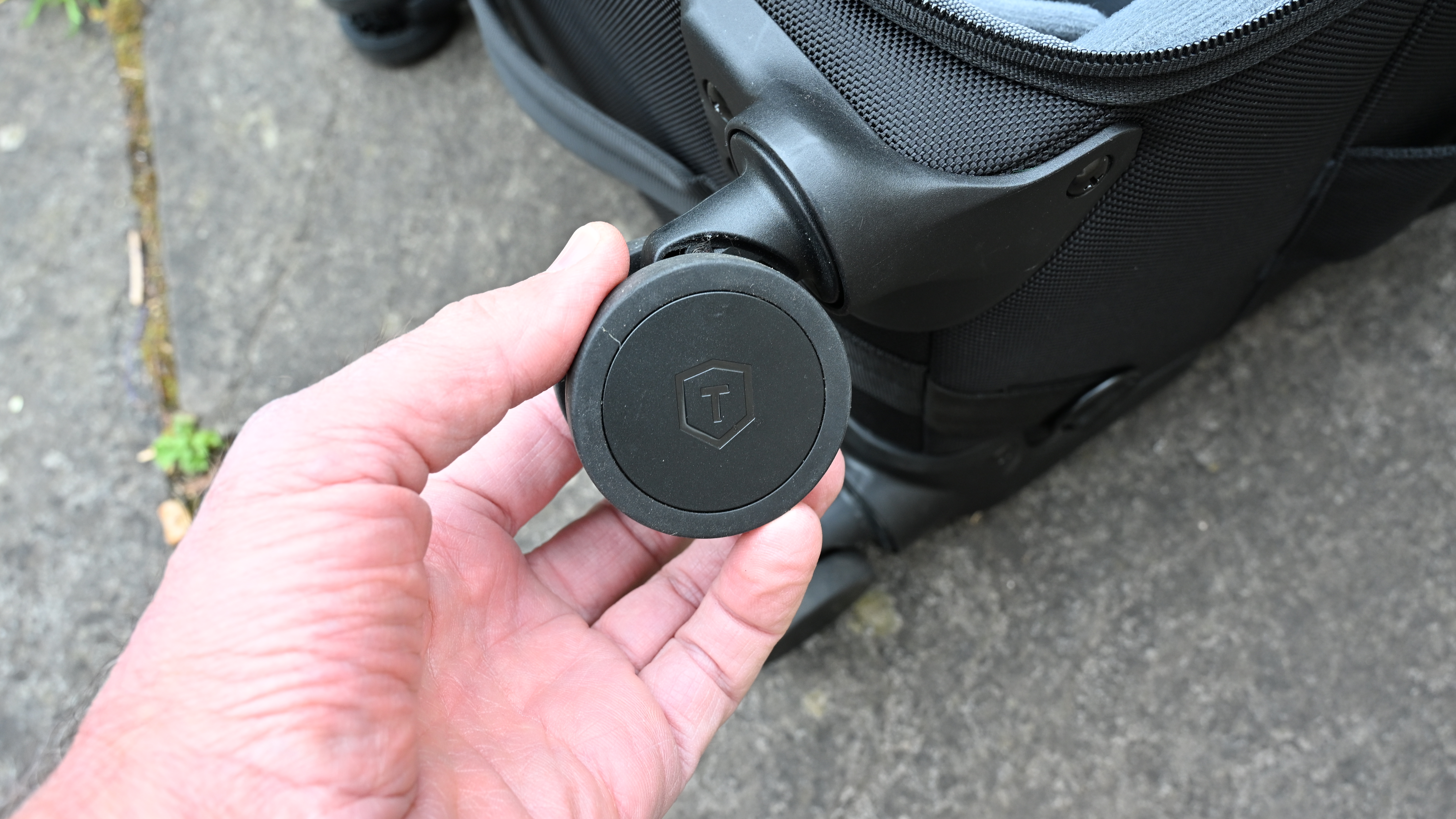 Tenba Roadie v2 Spinner 21 Air Case product image