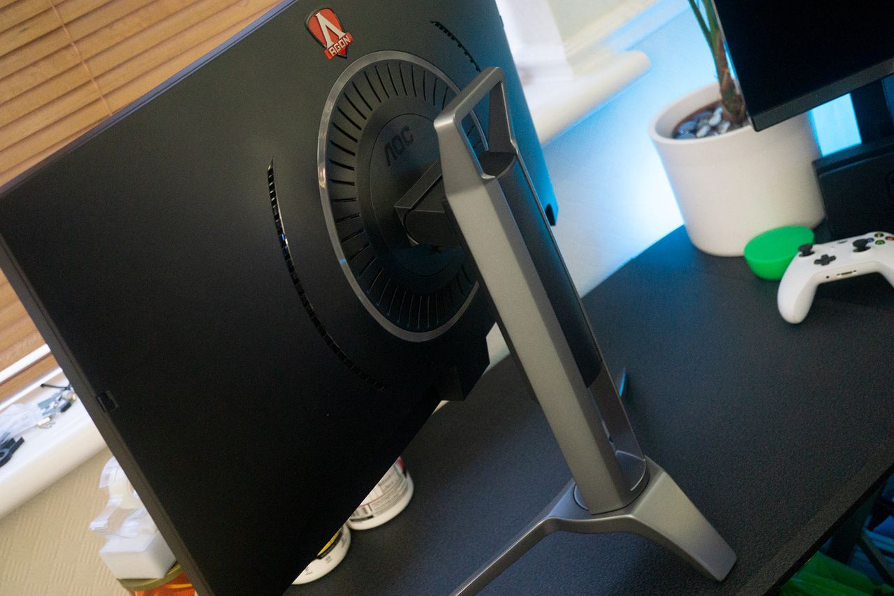 AOC AGON AG273QCX