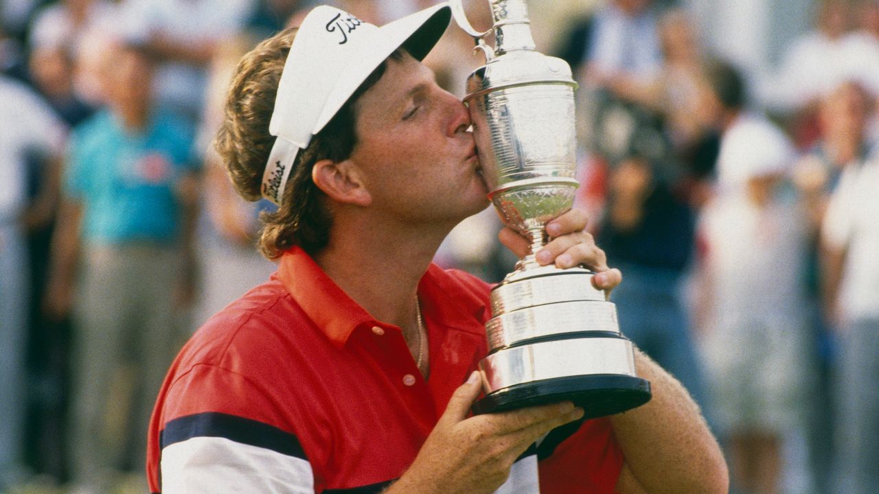 Mark Calcavecchia holds the Claret Jug