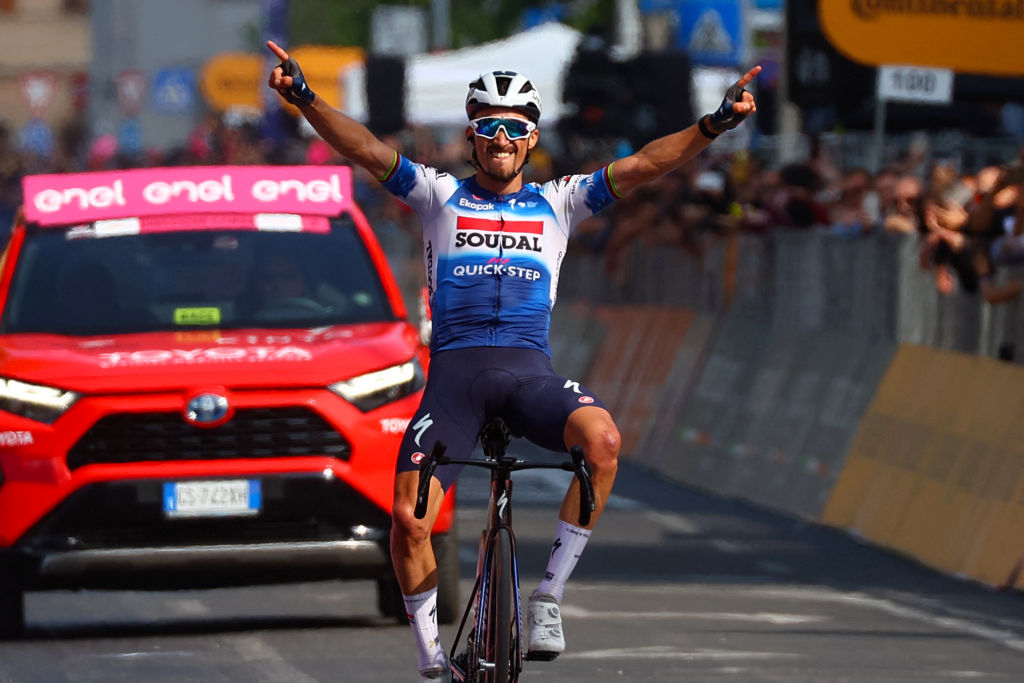 Giro d'Italia 2024: Julian Alaphilippe wins stage 12