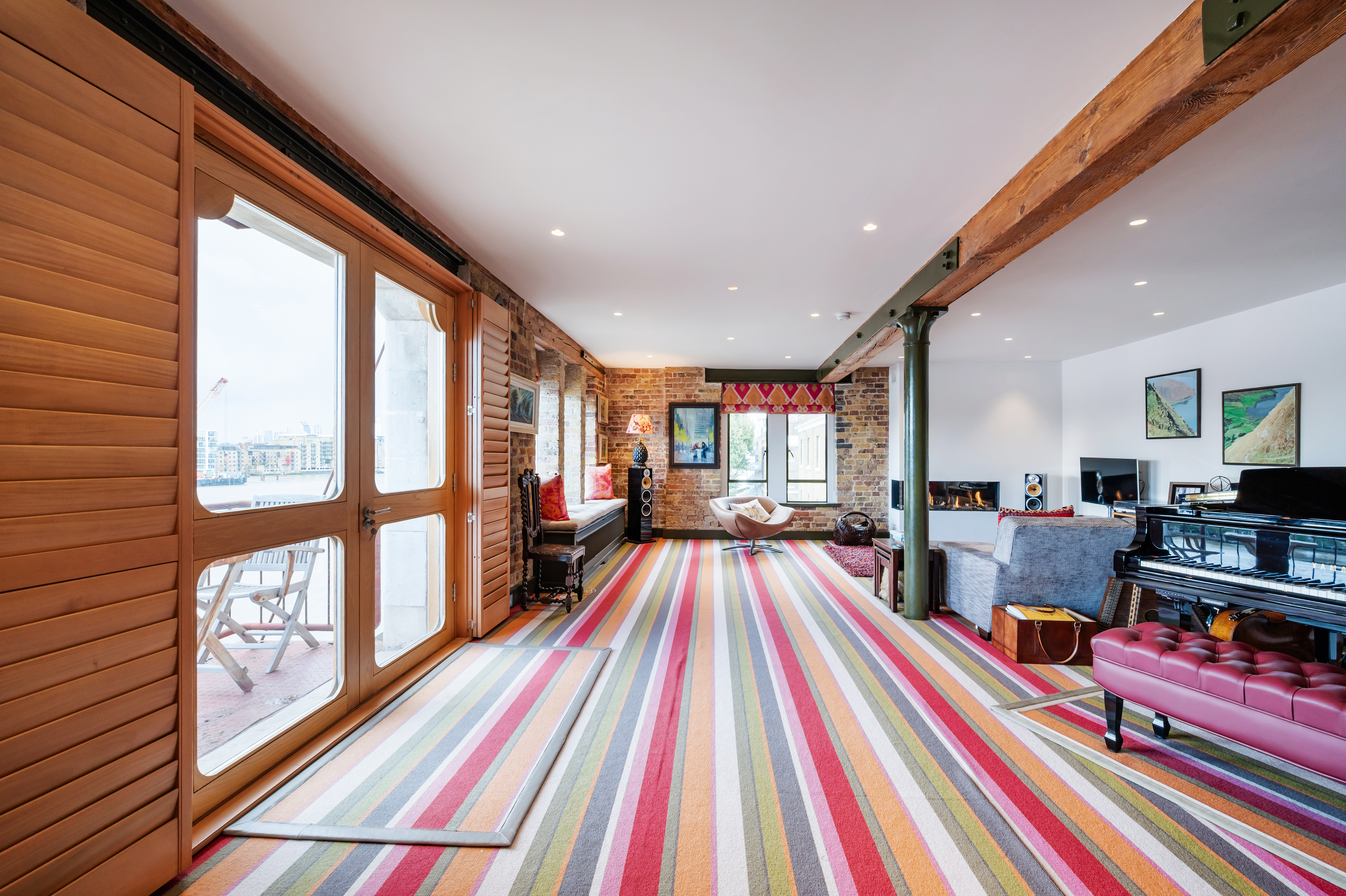 Oliver's Wharf apartment