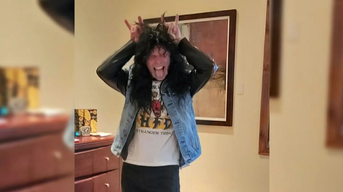 Stranger Things: Metallica finally meet Joseph Quinn and gift him