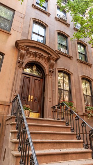 Carrie Bradshaw's real-life flat from SATC