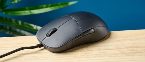 Photograph of the Endgame Gear XM1r wired gaming mouse