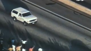 The Bronco Chase in American Manhunt: O.J. Simpson