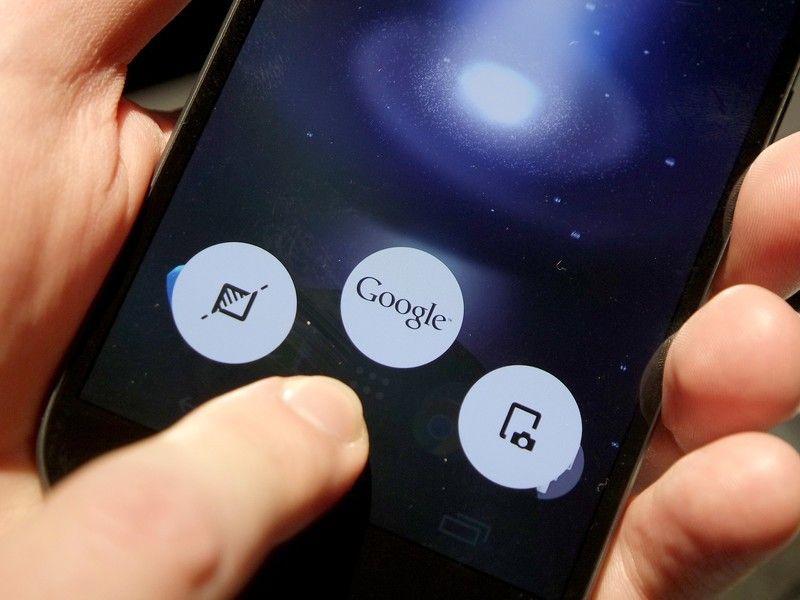 YotaPhone 2