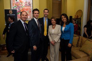 Schmooze Gallery December 10, 2012_4.jpg