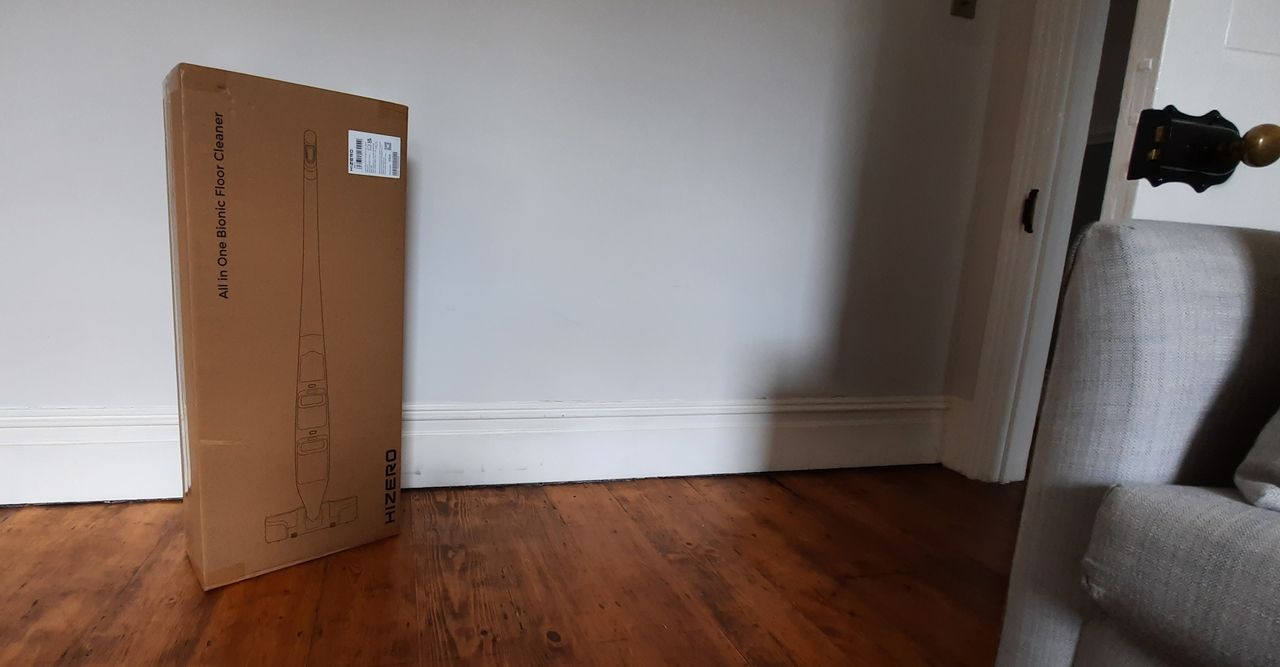 Unboxing the Hizero floor cleaner